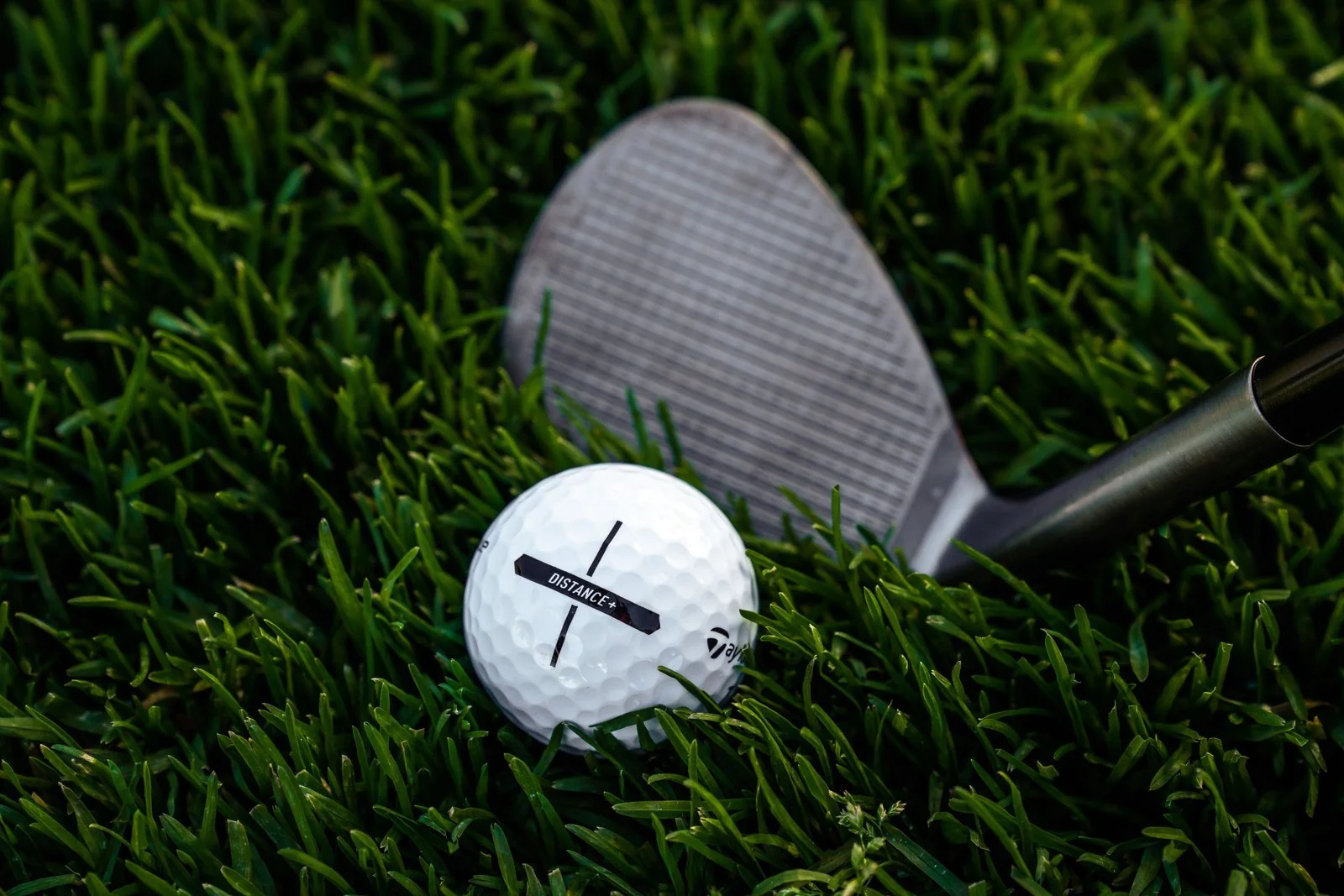 TaylorMade Distance Plus Golf Balls | 3 FOR 2 - Image 5