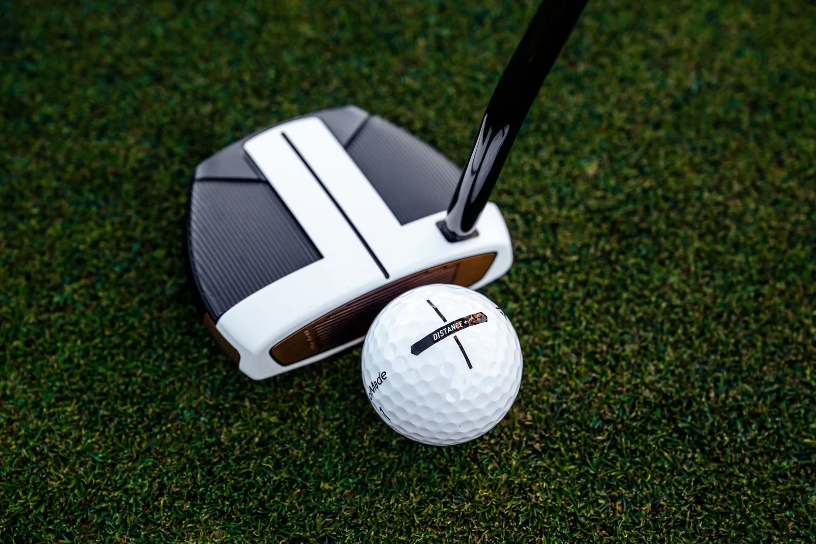 TaylorMade Distance Plus Golf Balls | 3 FOR 2 - Image 6